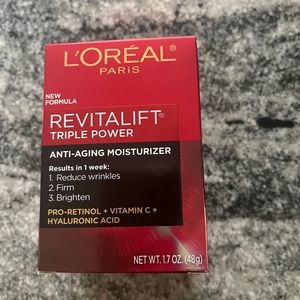 Loreal Revitalift Moisturizer